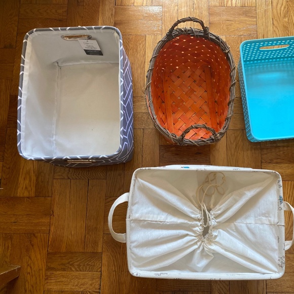 4 storage boxes - Picture 3 of 3